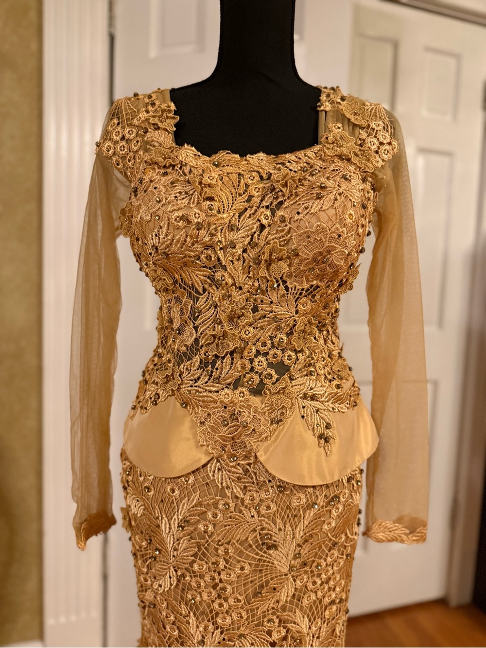 VINTAGE Gold Embroidered Lace Evening Dress